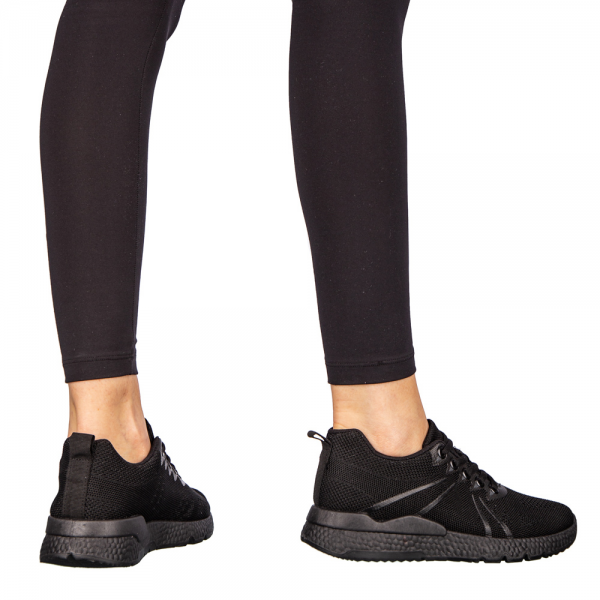 Γυναικεία αθλητικά παπούτσια μαύρα από ύφασμα Bicoz, 4 - Kalapod.gr